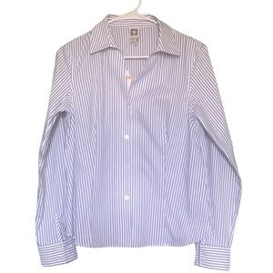 Anne Klein Long Sleeve White/Blue Pinstripe V-Neck Button Down Shirt Size Small